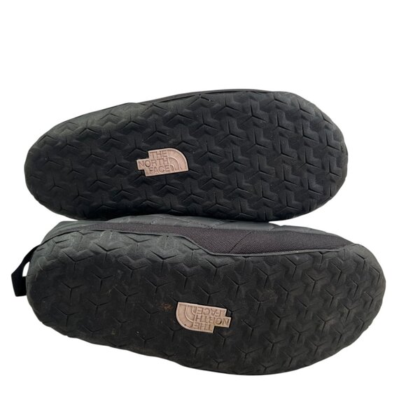 North Face slippers - Picture 8 of 12